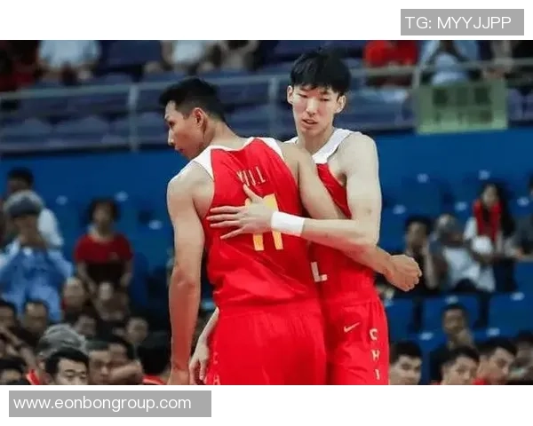 四国赛精彩对决中国男篮迎战澳大利亚队期待精彩表现与胜利荣耀