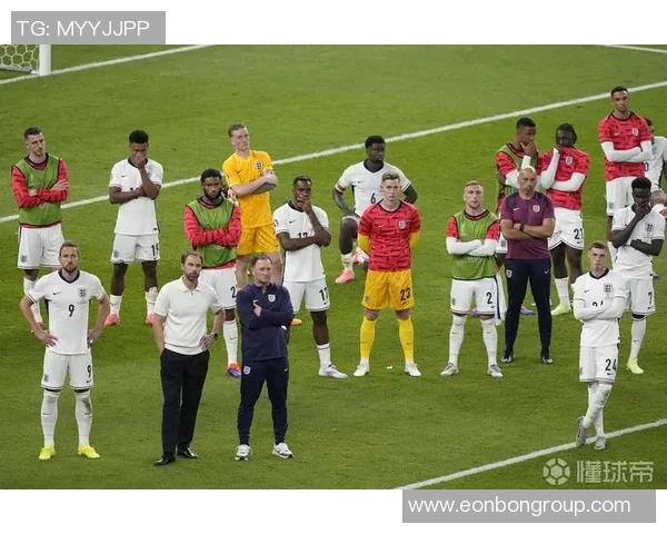 卡拉格:狼队体现得没有竞争力,他们下赛季要去英冠踢球了