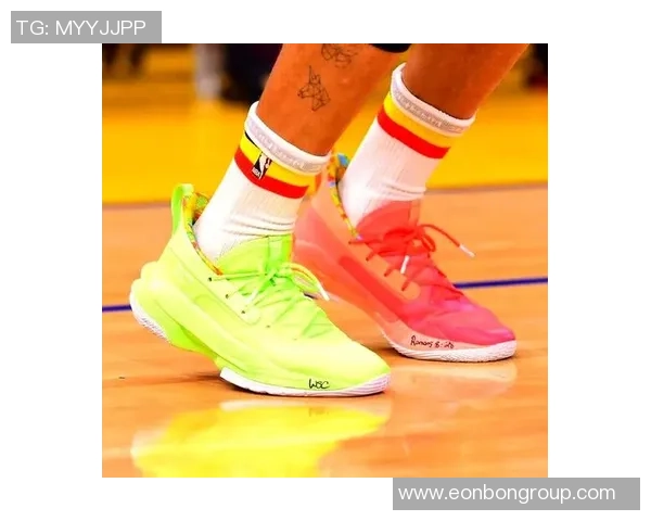 穿戴多双经典球鞋战爵士，库里曝实在原因